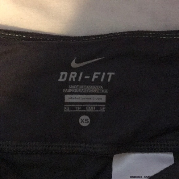 nike dry-fit cropped leggings - Picture 2 of 3